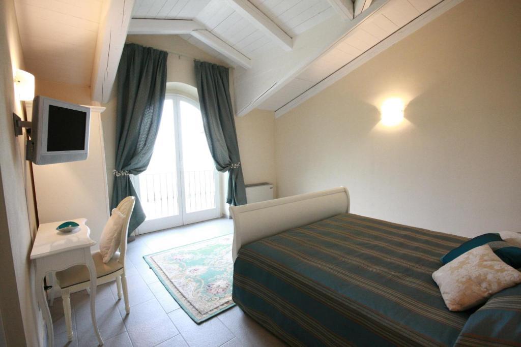 Locanda San Giorgio Neviglie ภายนอก รูปภาพ