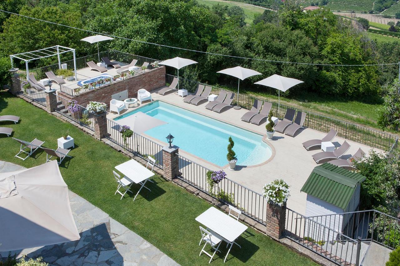 Locanda San Giorgio Neviglie ภายนอก รูปภาพ
